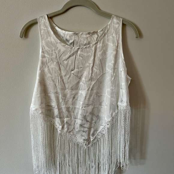 Summer Purge. All clothes are between a 4-6 never worn - Picture 6 of 16